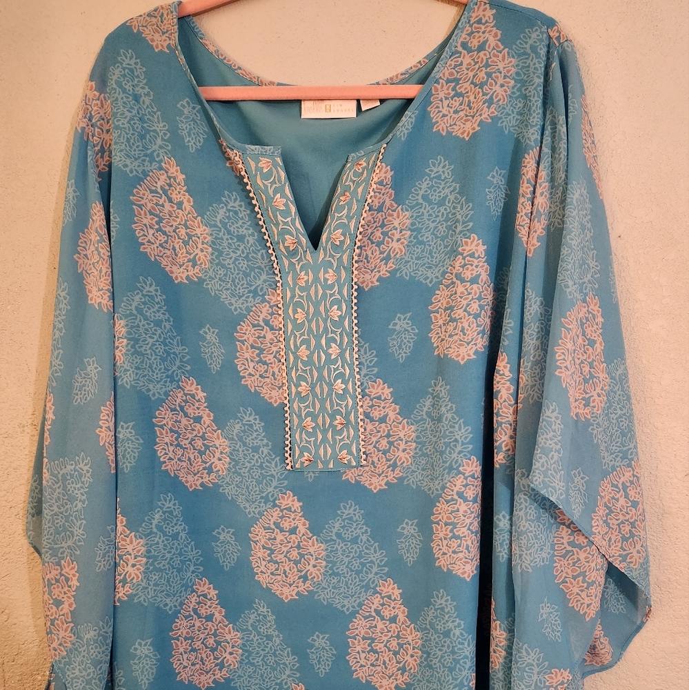 Beautiful plus Size blouse